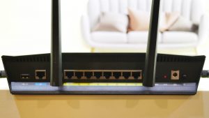 8 lan port pada rt-ax88u