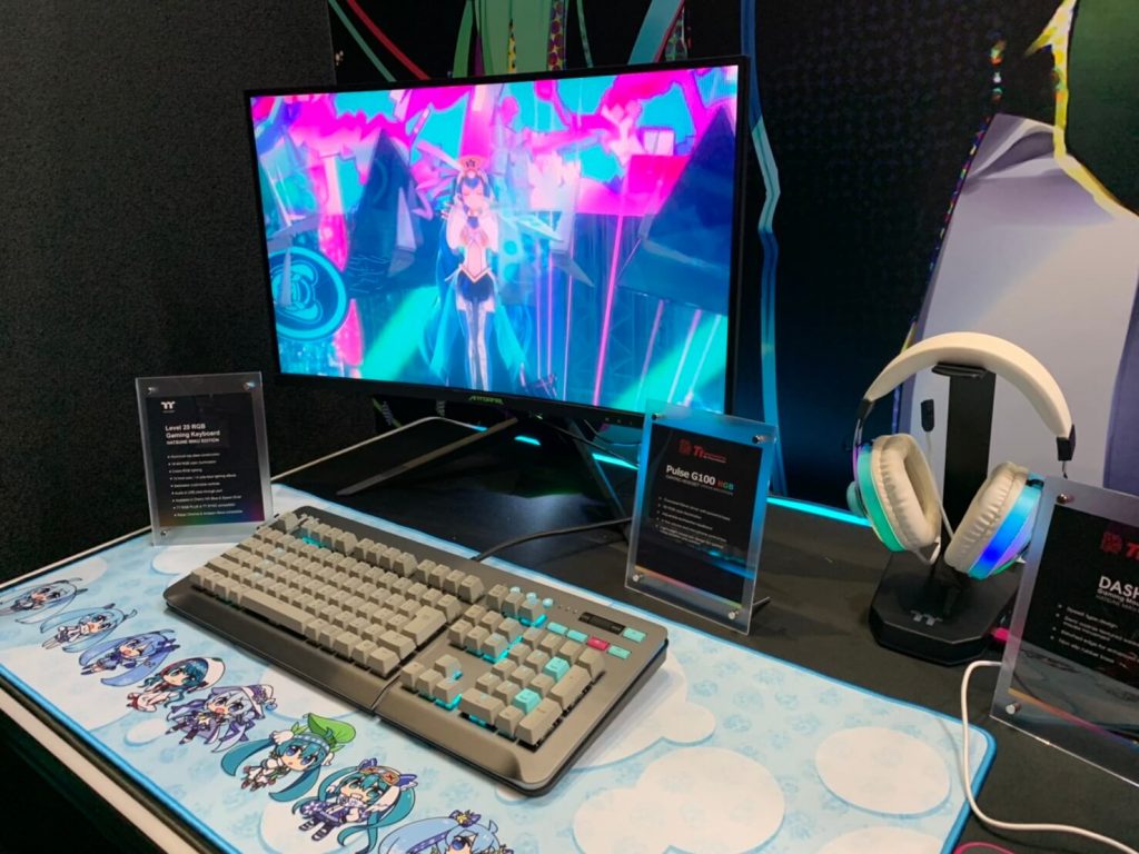 Gaming Room Bertemakan Hatsune Miku
