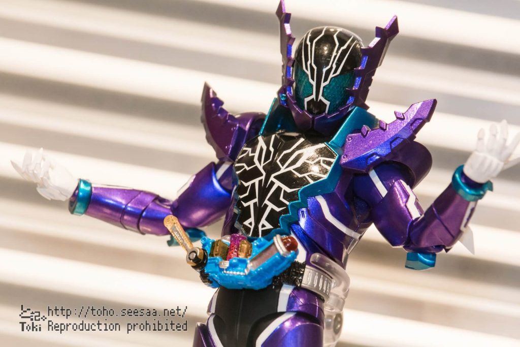 shf kamen rider rogue