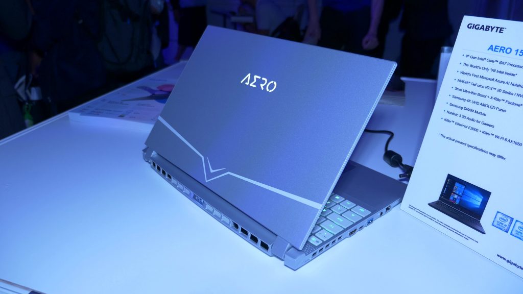 gigabyte aero 15